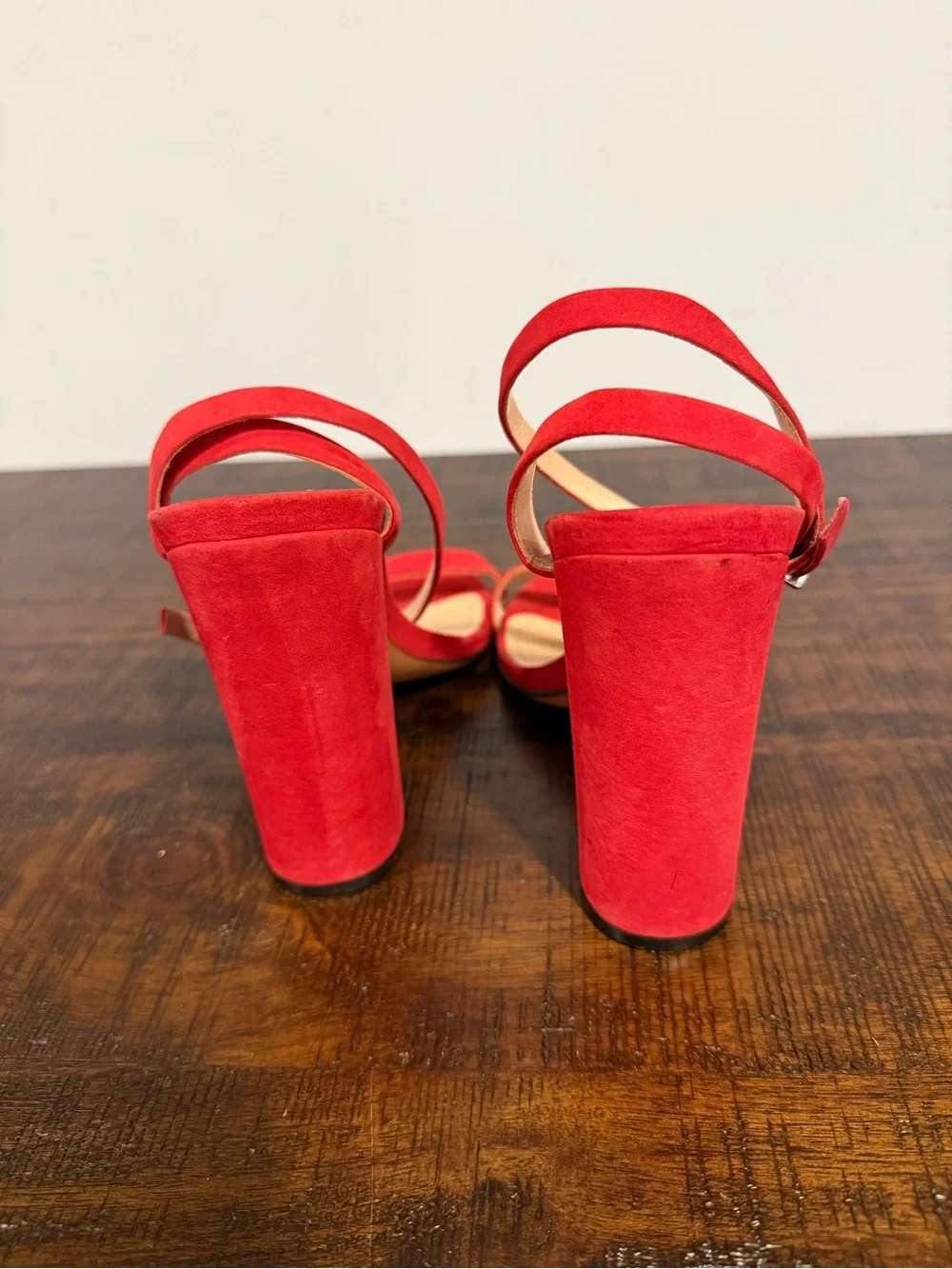 SCHUTZ chic suede